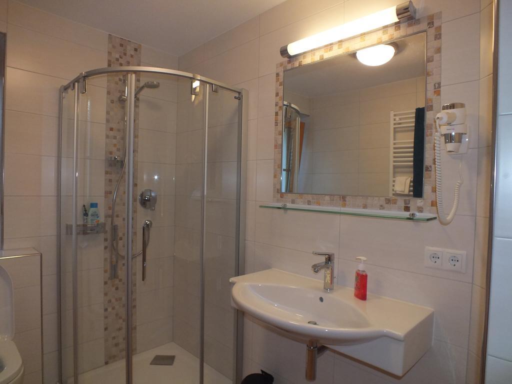 Haus Lundegg Apartment Finkenberg Room photo